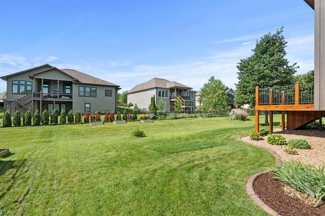 3107 W 155th Terrace, Overland Park, KS 66224