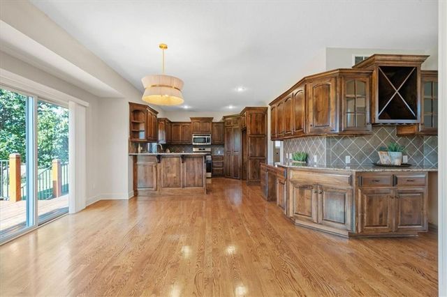 3107 W 155th Terrace, Overland Park, KS 66224