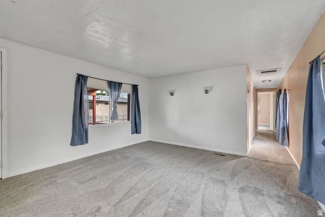 6954 S FLAMINGO WAY, West Jordan, UT 84084