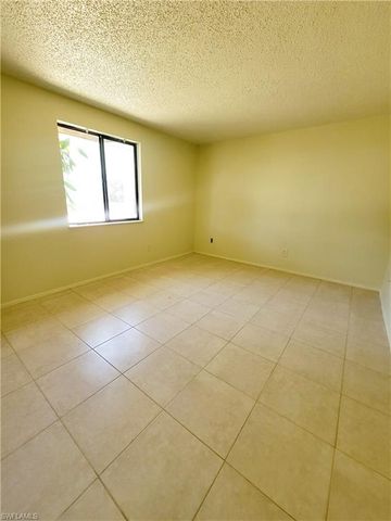 704 W Cleveland LN, Lehigh Acres, FL 33936