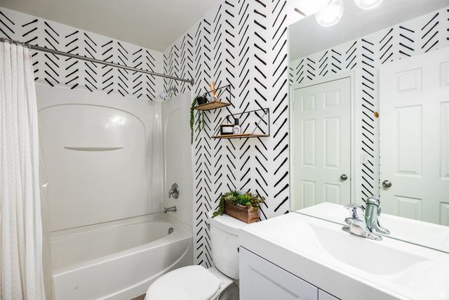 13492 LEAF WING LN, Riverton, UT 84096