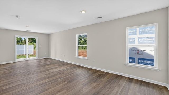 623 Starbeam Court, Spartanburg, SC 29303