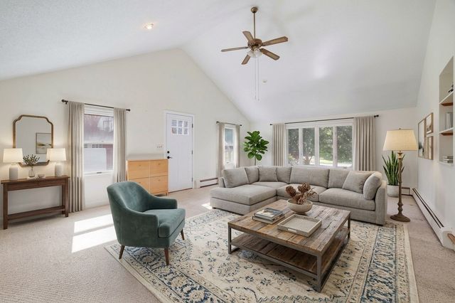 407 Stow Rd, Boxborough, MA 01719
