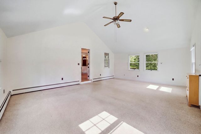 407 Stow Rd, Boxborough, MA 01719