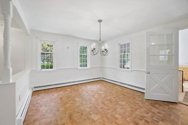 407 Stow Rd, Boxborough, MA 01719