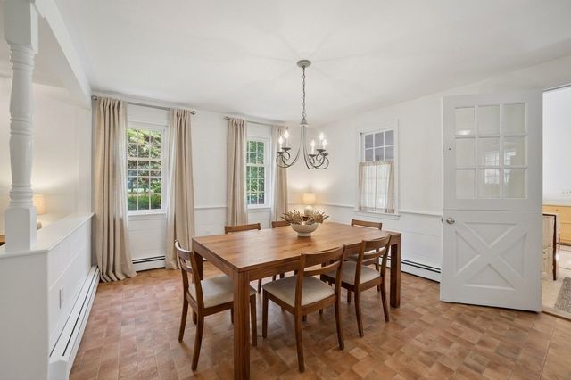 407 Stow Rd, Boxborough, MA 01719