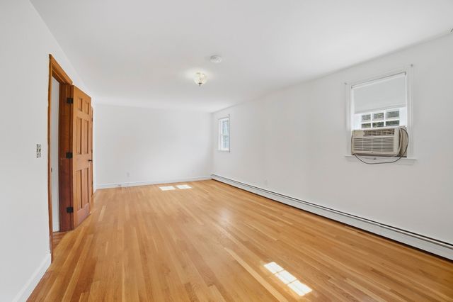 407 Stow Rd, Boxborough, MA 01719