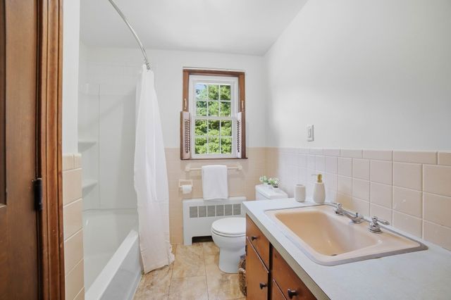 407 Stow Rd, Boxborough, MA 01719