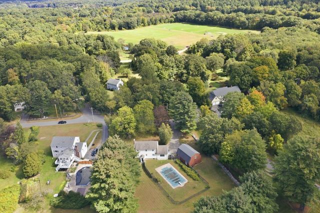 407 Stow Rd, Boxborough, MA 01719