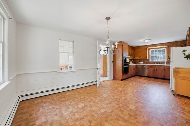 407 Stow Rd, Boxborough, MA 01719