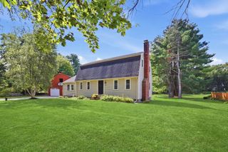 407 Stow Rd, Boxborough, MA 01719