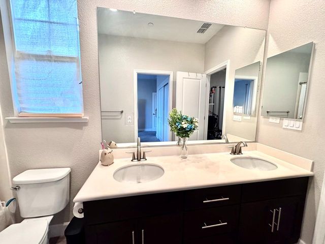 117 Bing Dr, Lodi, CA 95240