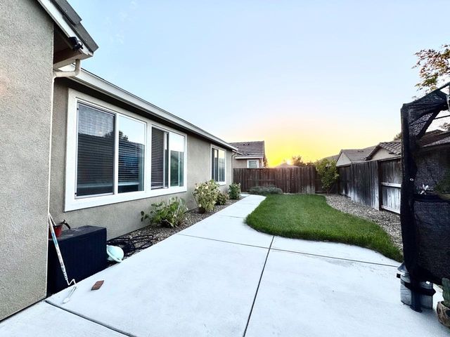 117 Bing Dr, Lodi, CA 95240