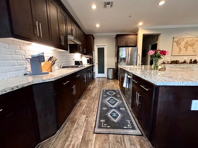 117 Bing Dr, Lodi, CA 95240