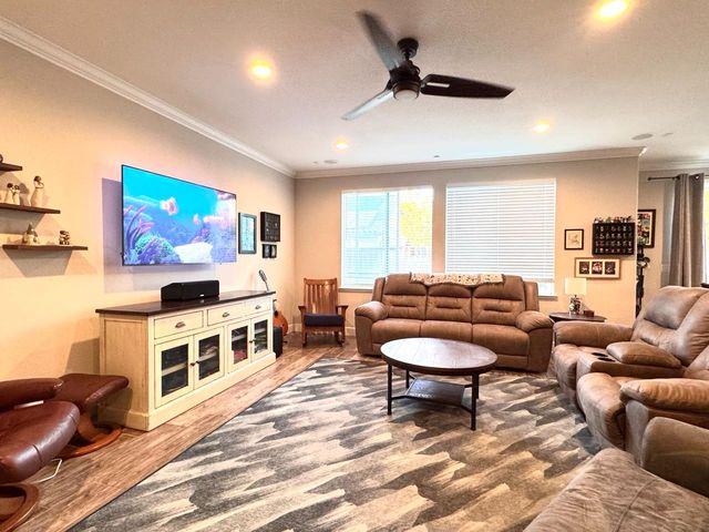 117 Bing Dr, Lodi, CA 95240
