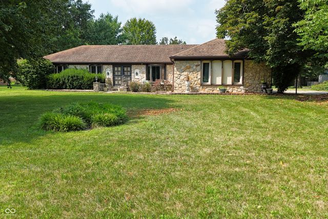 1436 Concordia Drive, Avon, IN 46123