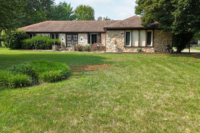 1436 Concordia Drive, Avon, IN 46123
