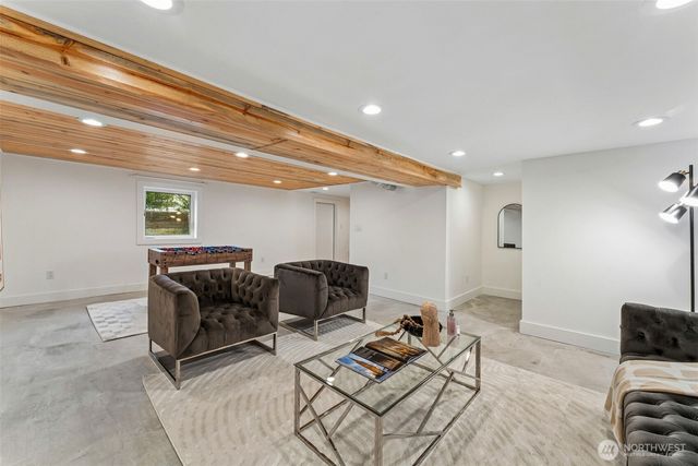 6010 49th Avenue SW, Seattle, WA 98136