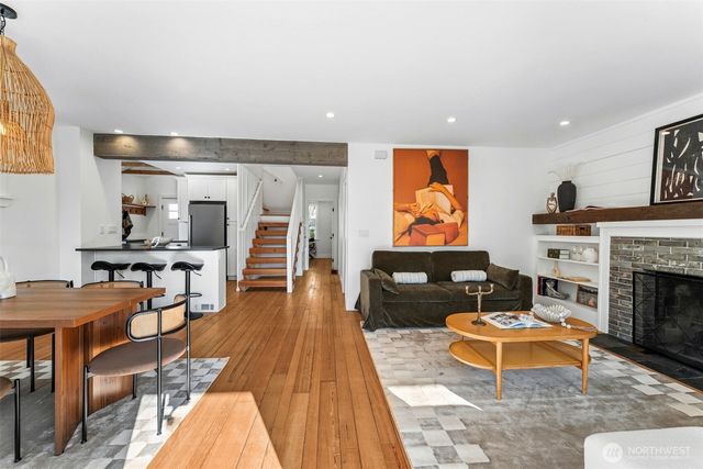 6010 49th Avenue SW, Seattle, WA 98136