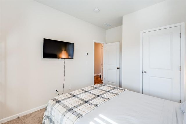 1634 Halbrook SW Place, Marietta, GA 30008