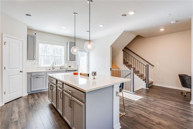 1634 Halbrook SW Place, Marietta, GA 30008