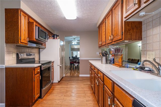 4200 Linchmere Drive, Clayton, OH 45415