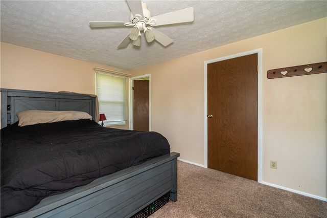 4200 Linchmere Drive, Clayton, OH 45415