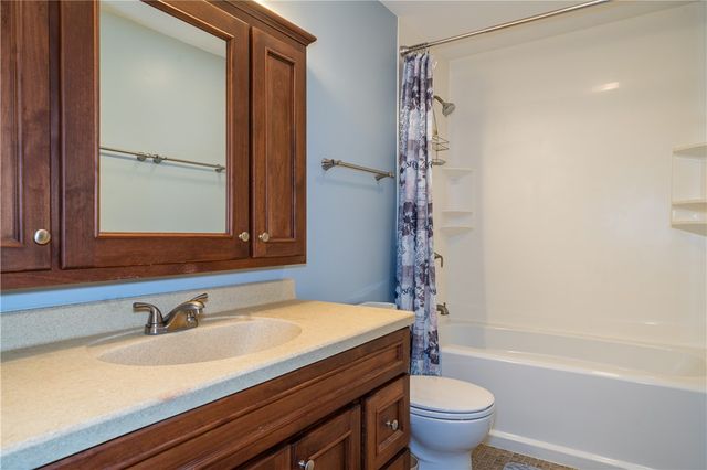 4200 Linchmere Drive, Clayton, OH 45415