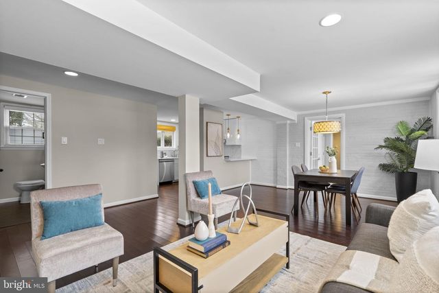 1022 CROTON DR, Alexandria, VA 22308