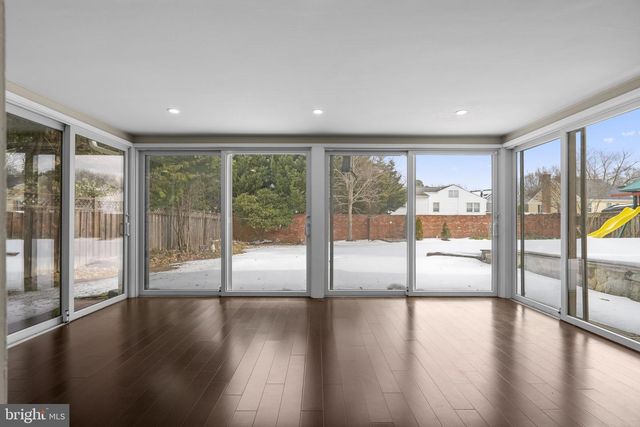 1022 CROTON DR, Alexandria, VA 22308