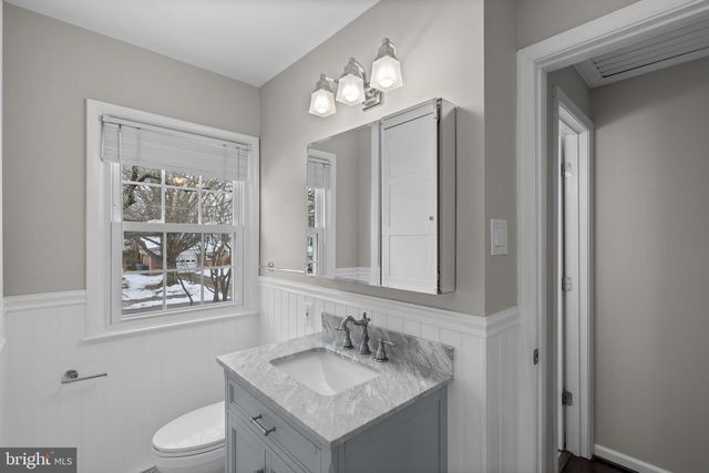 1022 CROTON DR, Alexandria, VA 22308