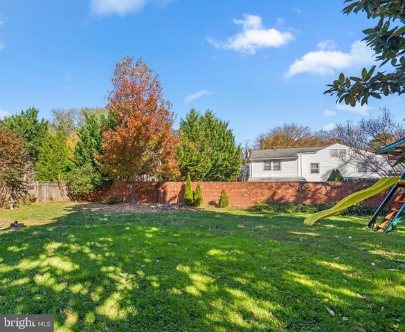 1022 CROTON DR, Alexandria, VA 22308