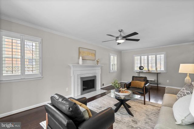 1022 CROTON DR, Alexandria, VA 22308