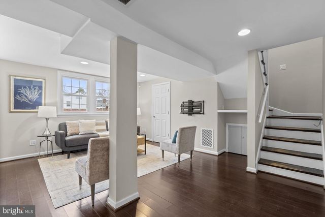 1022 CROTON DR, Alexandria, VA 22308