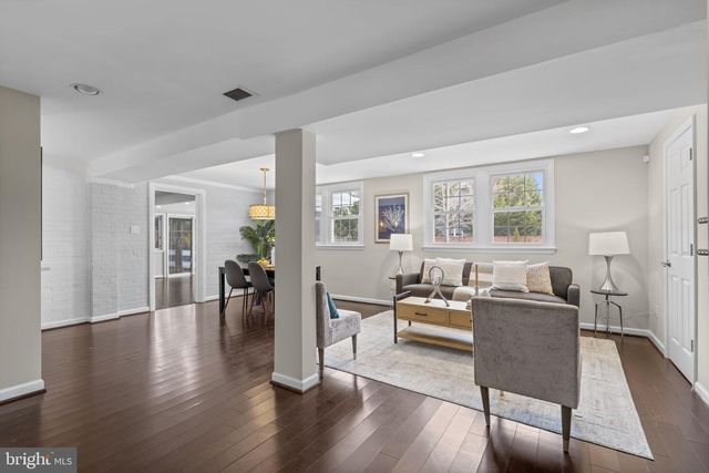 1022 CROTON DR, Alexandria, VA 22308