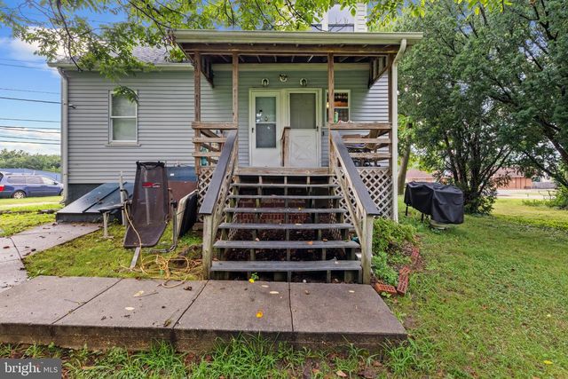 8000 FT SMALLWOOD RD, Baltimore, MD 21226