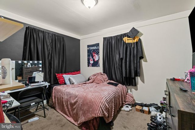 8000 FT SMALLWOOD RD, Baltimore, MD 21226