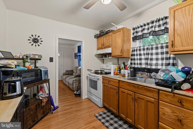 8000 FT SMALLWOOD RD, Baltimore, MD 21226