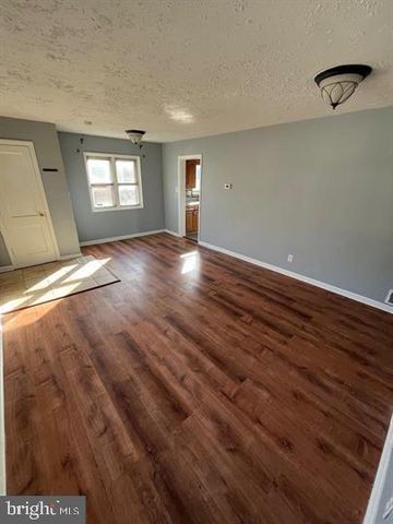 6703 DORMAN ST, Hyattsville, MD 20784