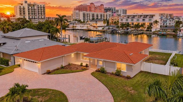 136 BAYSIDE DRIVE, Clearwater Beach, FL 33767