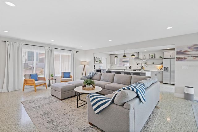 136 BAYSIDE DRIVE, Clearwater Beach, FL 33767