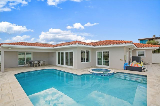 136 BAYSIDE DRIVE, Clearwater Beach, FL 33767