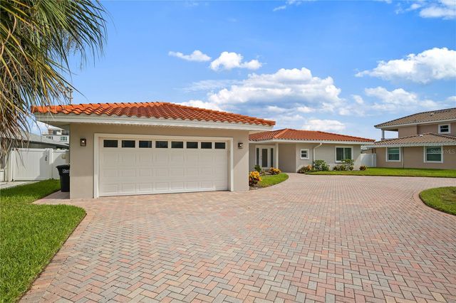 136 BAYSIDE DRIVE, Clearwater Beach, FL 33767