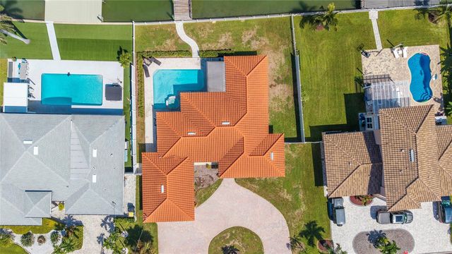 136 BAYSIDE DRIVE, Clearwater Beach, FL 33767