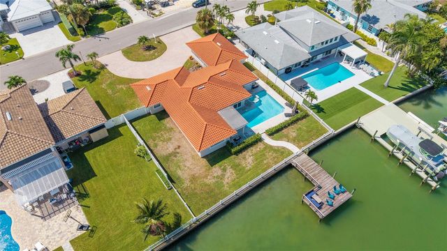 136 BAYSIDE DRIVE, Clearwater Beach, FL 33767