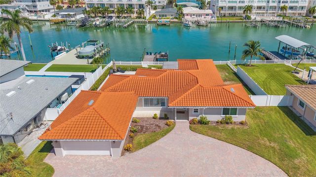136 BAYSIDE DRIVE, Clearwater Beach, FL 33767