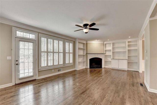 10 Carrington NE Way, Atlanta, GA 30328