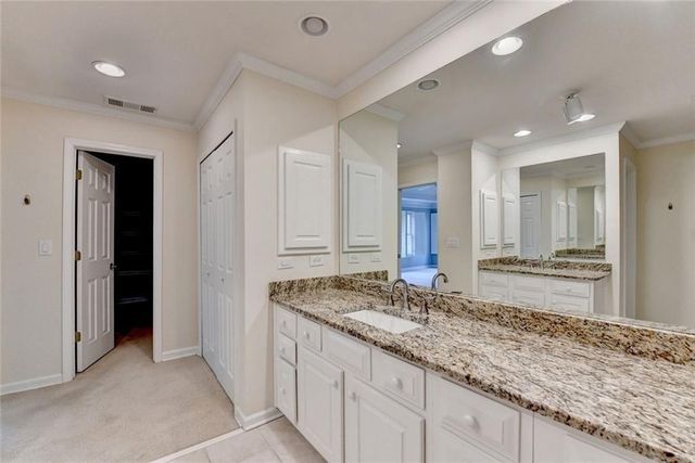 10 Carrington NE Way, Atlanta, GA 30328