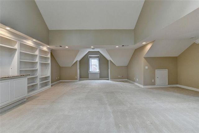 10 Carrington NE Way, Atlanta, GA 30328