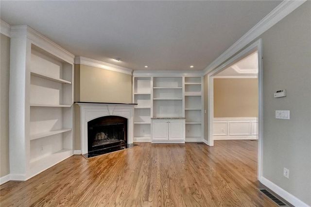 10 Carrington NE Way, Atlanta, GA 30328